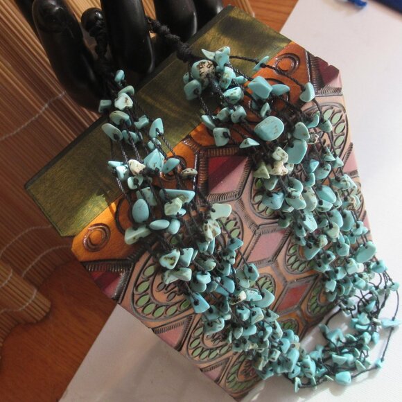 10 Strand, 21" Turquoise Chip Necklace, Button Closure, Authentic, Shaman - Picture 7 of 7